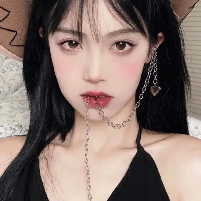 呷醋妙女郎